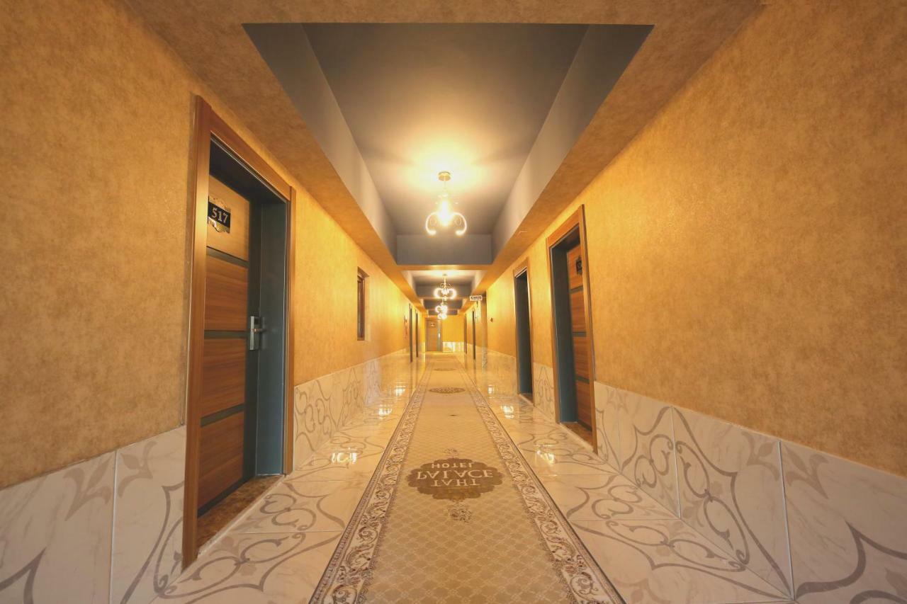 Taht Palace Hotel Van Eksteriør bilde