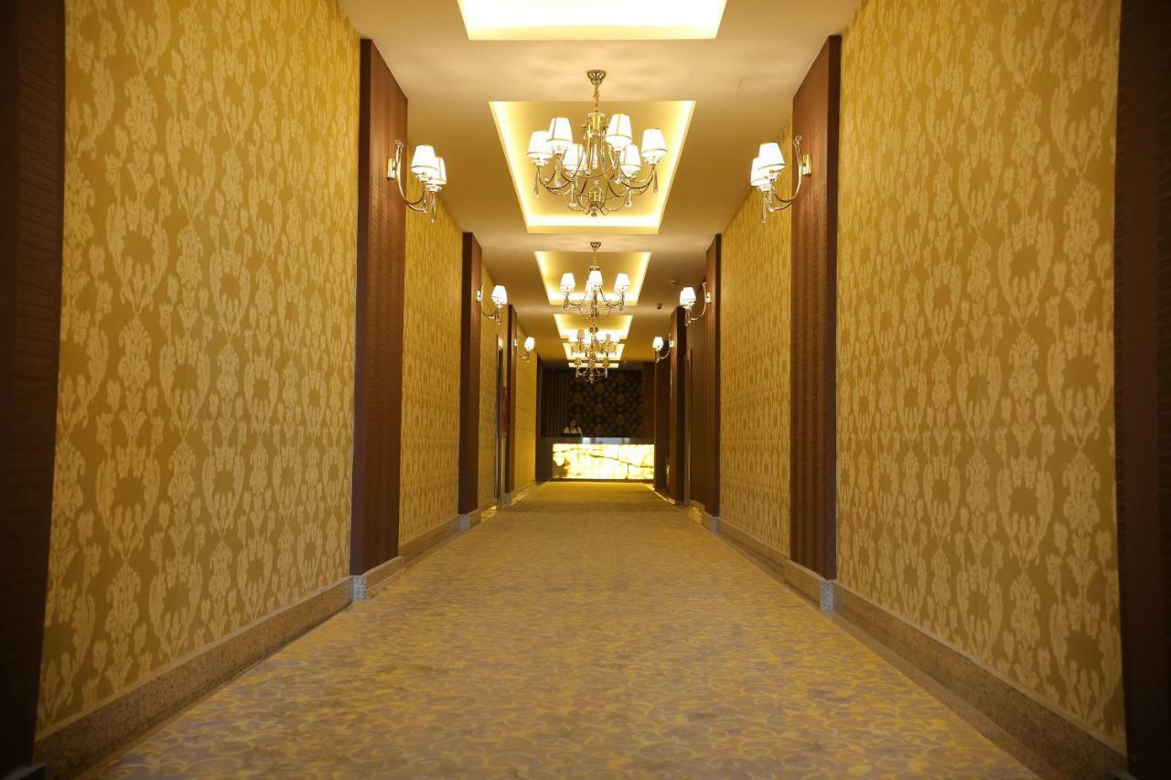Taht Palace Hotel Van Eksteriør bilde